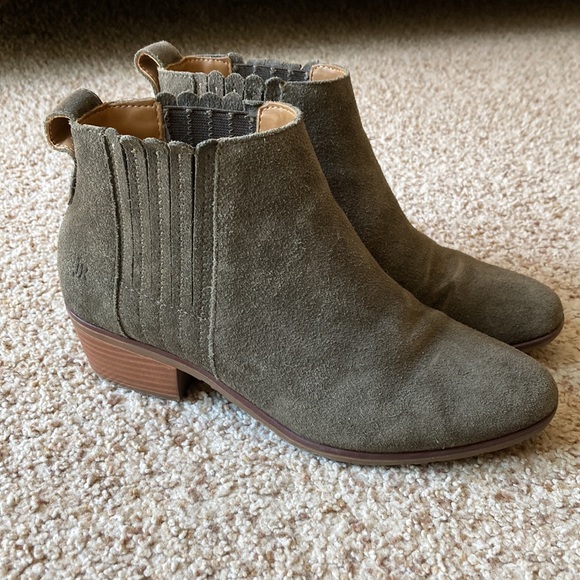 Jack Rogers Women’s Olive Green Suede Ankle Boots Booties 6.5 M - Picture 3 of 8